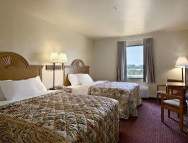 Days Inn Of Centre Exterior photo
